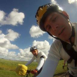 Rik en Hub Crijns fietsen jaarlijks een lange afstand ten behoeve van Stichting Sengerema Hospital! / 2013 Madrid - Brunssum (12 dagen) / 2014 Nice - Brunssum