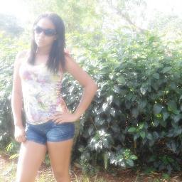 vou deixar bem claro ela é só MINHA *-* 1bj @lamoreira_