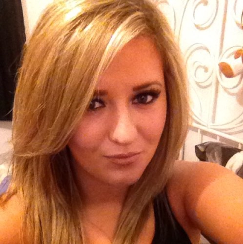 rebsstrachan_'s profile picture. Eat, sleep, rave, repeat.