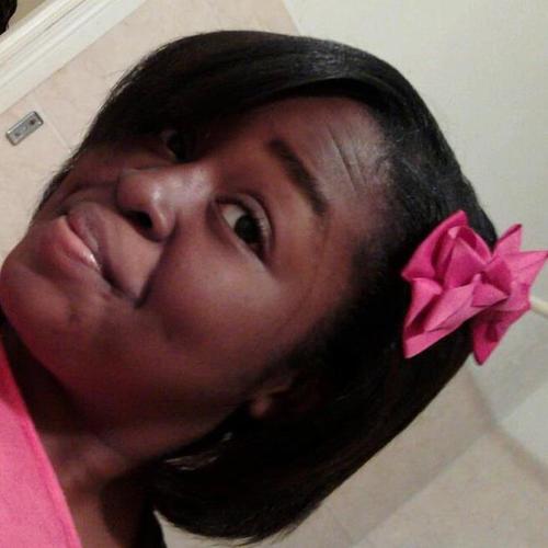 Im short , love to have fun and laugh. Im a freshmen follow me ill follow you back im a LOVER but ill FIGHT 4 my love ones and i say the most random stuff