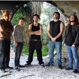 Nu metal/Prog/Rap/Djent.Nacho Rico (Voz), @drummer_zero (Batería/Percusión), Braulio @brawlio1 (Guitarra), Alejandro Cantalejo (Dj), Miguel Ángel Lobato (Bajo).