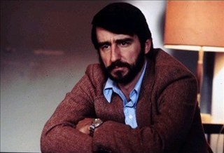 4thEstateCares's profile picture. There there. The news doesn't wait.