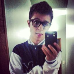 Since: 24/01/12 - Oficializado - Cada segundo te amando vale a pena! #TentandoDesapegar @_RebeldeS4Ever @RaphaPajuelo s2 Donas: @MeeuChayLeao e @MyHeartChamel