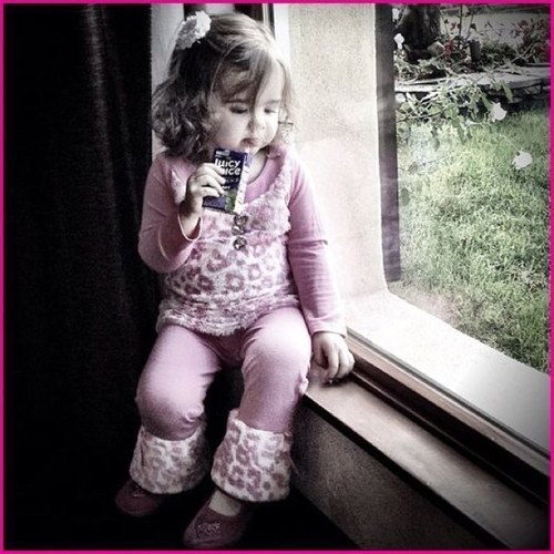 LittleTierney's profile picture. I'm Tiewrney and Im thrwee! @3rockyblue3 is my mommy!