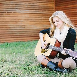 Hardcore #directioner #belieber #mahomie #AA #BVB @thatirishgirrl _bestie live to sing, sing to live #15 #macmiller #ofwgktadgafn
