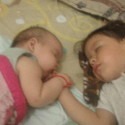 mis cuatro amores chiquititos alegran mi vida
