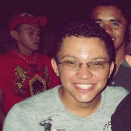 Vascaino De Coração S2 ..  Cada qual sabe amar a seu modo; o modo, pouco importa; o essencial é que saiba amar.
