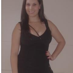 PaulaRomano16's profile picture. Vivo de fiesta en fiesta, en el pais de nunca jamas, me gusta el olor del buen color.