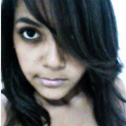 14 anos,morena,olhos castanho escuro,divertida,qr saber maiis?! Seguee..