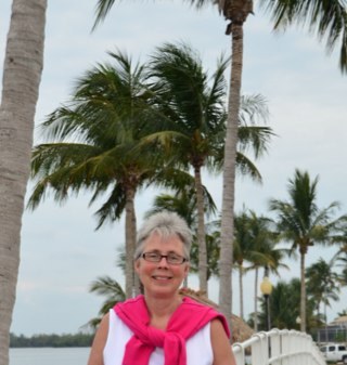 poorbeth's profile picture. 