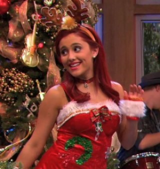@ArianaGrande please follow me!
Here to support my idol ❤
I'm like Ariana's bra. I support her.