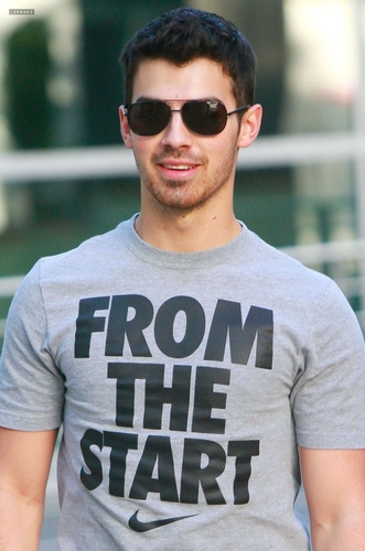 JonasxxJoe's profile picture. bu to jonasxjoe