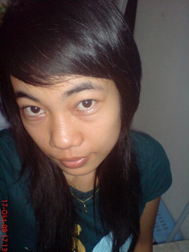 omy_joya's profile picture. Apa aja bolehhh,,,yang penting happy