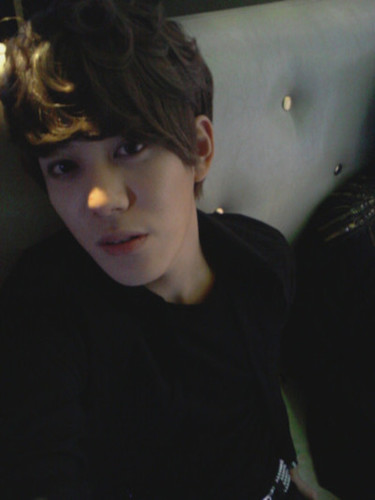 Verified Roleplayer at @FlapjackRP | park kyung of block b | #92Liner [(0807)] |Taejo's son | Yoo Ara is the most beautiful angel. and she's mine /is proud. |