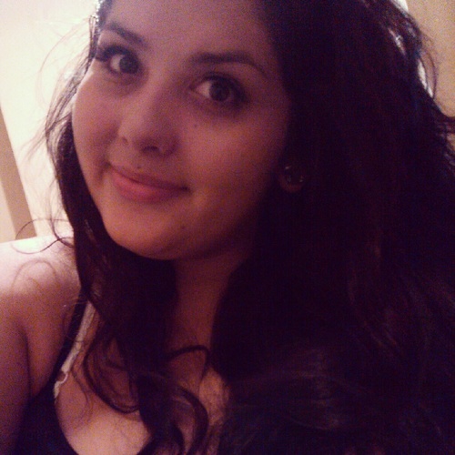 MariaheffnIzzle's profile picture. finding perfection with great expectation.