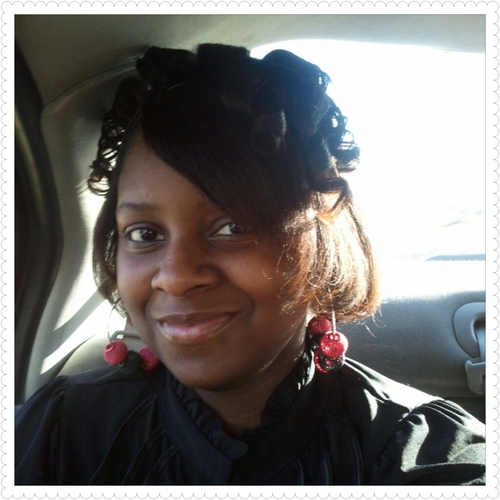 Young lady trying to make it in this cold cruel world.#motivated #determined #mommyof2 #taken