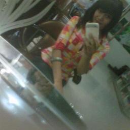 rarachantika2's profile picture. namaku rara aku anak kediri
pengen belajar lesby gara2 temen kuliahku di surabaya kebanyakan kok gitu semua ya