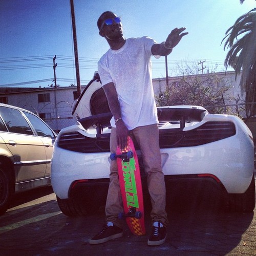 MrZazi's profile picture. Young and Reckless