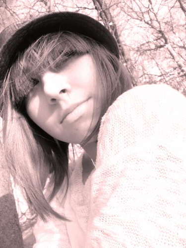 Claire_Romanova's profile picture. Merry girl,in the future will make movies,adore fashion of,love my friend and boyfriend )))