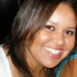 25 anos, escorpiana. Filha, amiga e irmã é o que mais amo ser. Confeiteira por profissão, Gastróloga por formação e viajante do mundo por sonho.