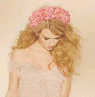 Hey, We Swifties from Indo. We love the way our Queen Taylor Swift smile, dress, sing, dance, and everything she did :) @taylorswift13