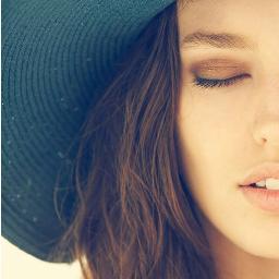 Autoestima12's profile picture. Saúde
Bem-Estar
Moda
Alimentação

   Bem-vindo(a) :)