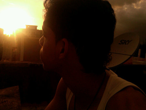 El verdadero amor es cuando alguien acepta tu pasado sin juzgarte, tu presente sin cambiarte y tu futuro sin limitarte. PIN: 30BF0C50...