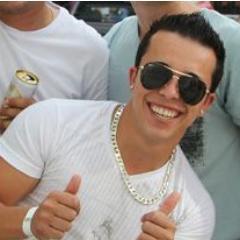 Você nunca sabe a força que tem. Até que a sua única alternativa é ser forte ; ) https://t.co/SUy3nDhe