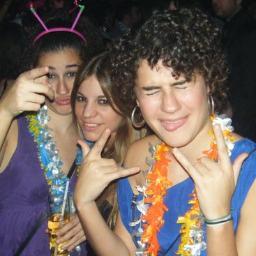 Bea Garcia-Poggio Profile