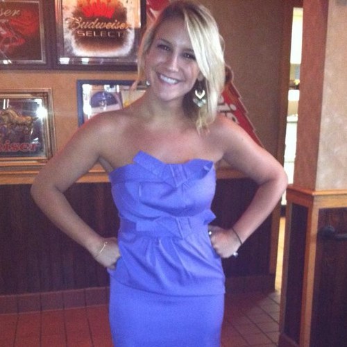 jatillotson's profile picture. beauty on the inside doesn't get you free drinks