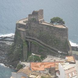 Nonno cattolico pensionato
