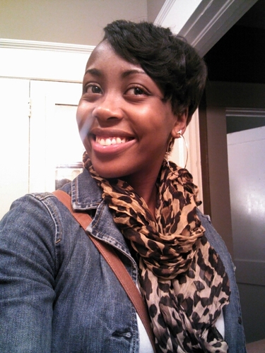 - Shannon Tomlin ... thats me :)  #TeamBrownSkin Care to know anymore else *FOLLOW ME* :)
