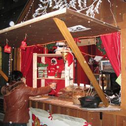 feeriesvieuxmtl's profile picture. Un mois d'événements continus, consacrés uniquement aux célébrations de fin d'année se terminant avec le Grand Bal extérieur du Nouvel An au Vieux-Montréal.