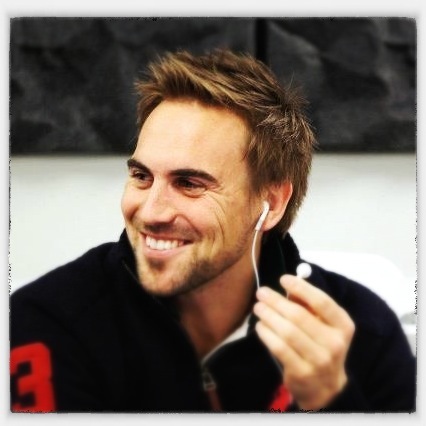http://t.co/0zrLEjf1Ik #LeapDev. Aka @kiwi