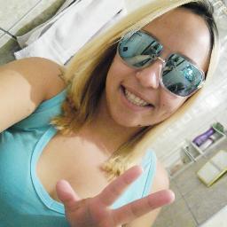 - INVESTIGA PRA TU VER , SE EU NÃO VO ROUBAR A CENA (8) LIVRAI-ME DE TODO O MAL , AMÉM !