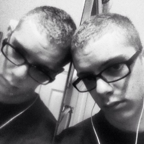 Im michael . :D
Kik-mikeyw09
Instagram-michaelwood
Follow me . I follow back.