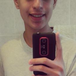 18 anos, estudante.