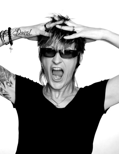 Married, Ex-Skater for GRD, Mother to 2 girls, Cat Lover, Photographer, Herpetologist, Lady Biker, Champagne drinker