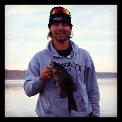 BSchwartzz's profile picture. Washington Nationals Organization. 

I Am Second. Romans 13:8