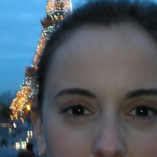 veronikkamol's profile picture. 