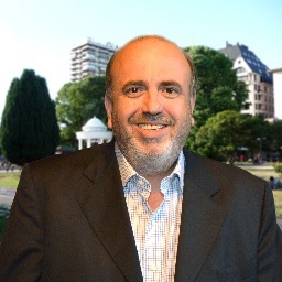 Administrador Público U. de Chile, antes Gobernador Provincia de Osorno, Concejal de Osorno y Gerente Corposorno actualmente trabajo en CORFO