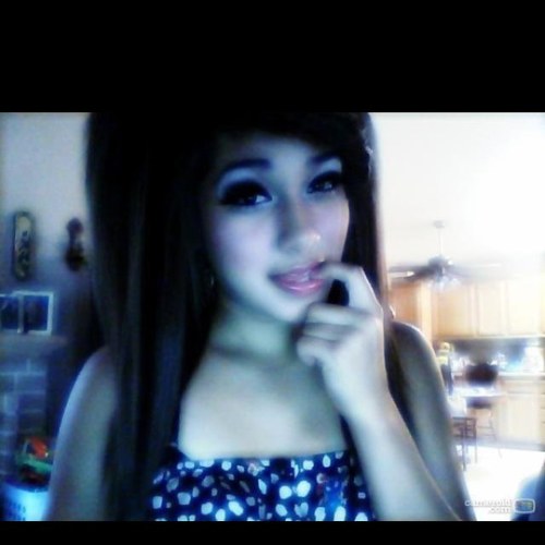 Kimberly / SINGLE / Nineteen / Employed / Sexually Frustrated /