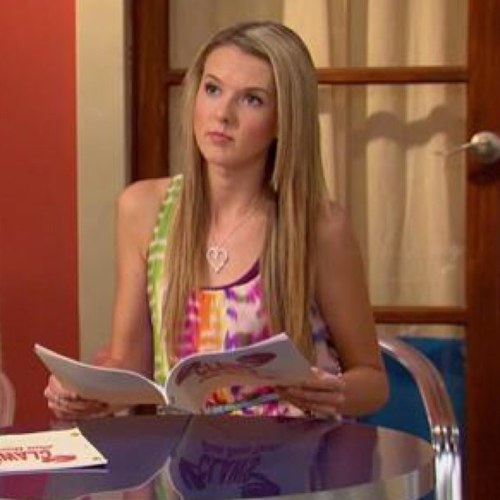 Hi. I'm Mildred. I'm 15. I'm an actress. I played in a movie called Claws:Dun Dun Dun! (FL/RP/Parody) Single!!!