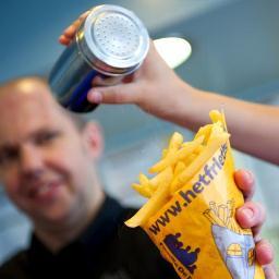 De Bisschop Geert Voorzitter Sectorcommissie frituren Horeca Vlaanderen Bestuurder Navefri - Unafri friturist zonder meer.. Het Friethuis Bv - Roosdaal.