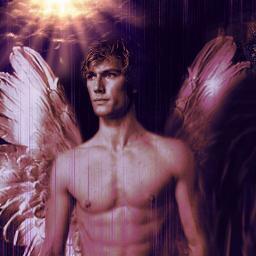 Daniel. Ángel caido. No estoy ni con el cielo y ni con el infierno. Amo a Luce desde tiempos inmemorables.