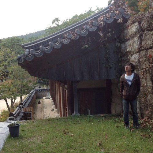 bowwowk2h's profile picture. 평범에 바치는 일상.. 일탈을 꿈꾸는 하루 하루.. 설렌다..