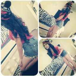 - TAKEN3 09.07.12 
Youu Might Know My Name But Not My Story So Hmu ; Come Real Or Go Eat A Cupcake . C; ♥