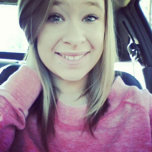 yeviyak_'s profile picture. 