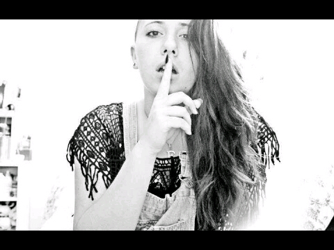 Waddup, I'm Evelyne, I'm 15. Inbox me !