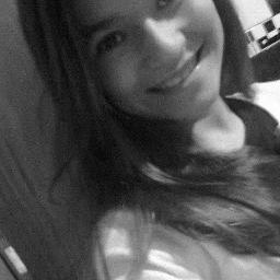 13 Aninhos , Capricorniana , Ciumenta , Siis da @umabobinh4 , Gêmea da @Amanda_Boorges s2 *--*